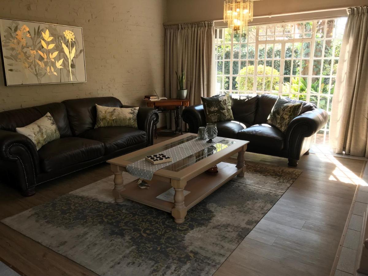 Anne'S Place Potchefstroom Eksteriør billede