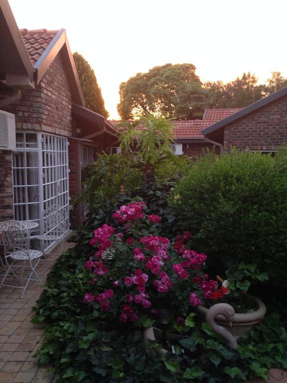 Anne'S Place Potchefstroom Eksteriør billede